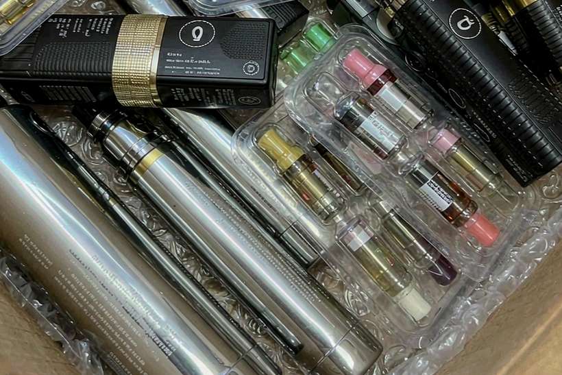 Top Picks of Beipu pods — container load